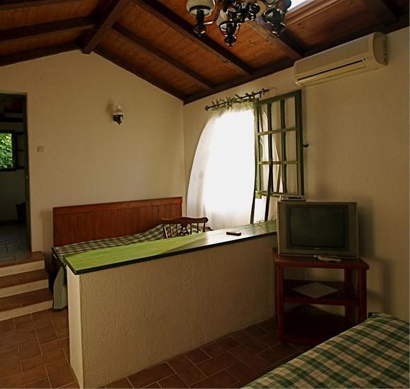 Apartments Cvita ヴェリ・ロシニュ エクステリア 写真